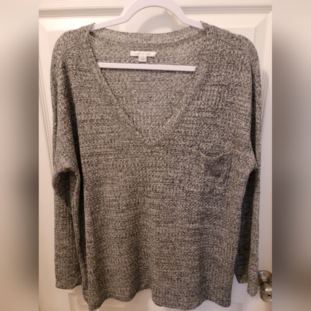 American Eagle sweater
